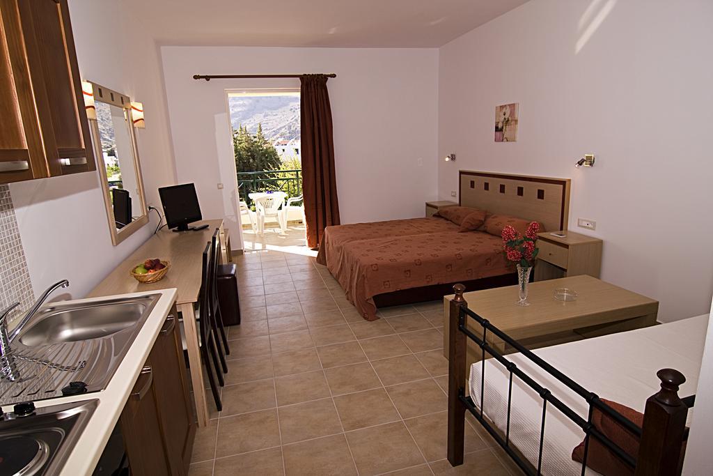 Sifis Studios Pefkos Pefki Buitenkant foto